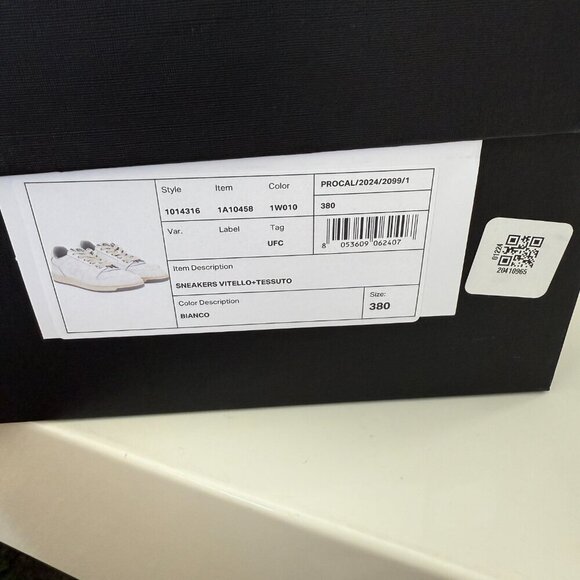 Versace Medusa White Leather Women's Sneaker Shoe, 1014316, 38 or 39 - Picture 12 of 15